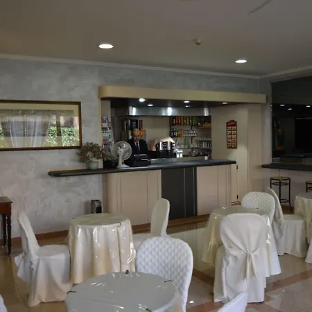 Marc'aurelio 4*
